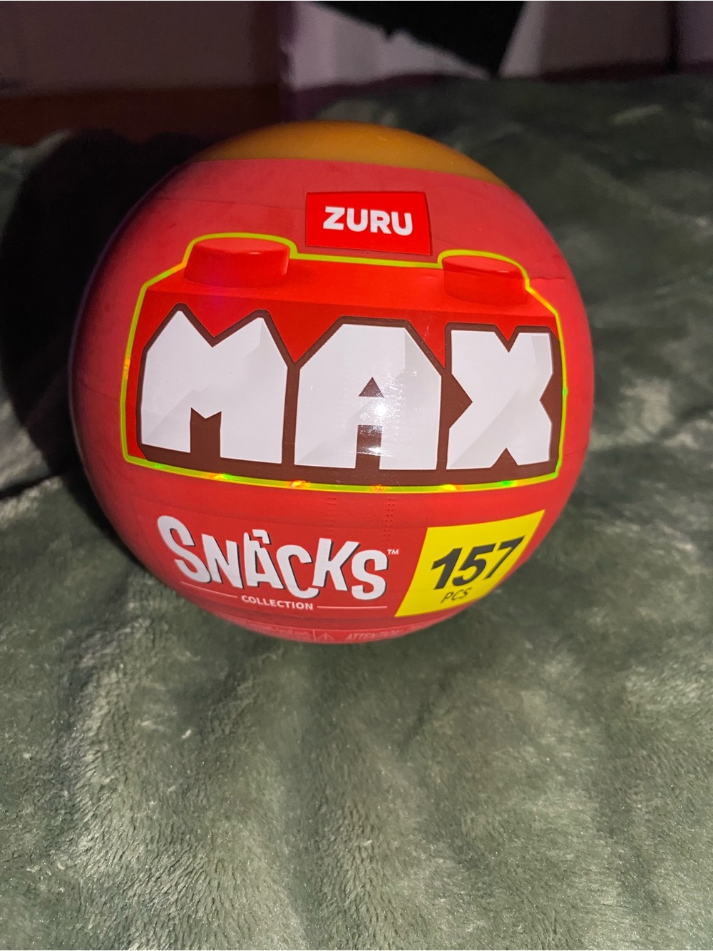 ZURU MAX Snacks Surprise Ball - Red